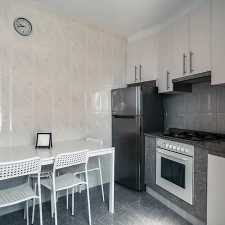 Casa En Con Preciosas Vistas Al Mar Мурос