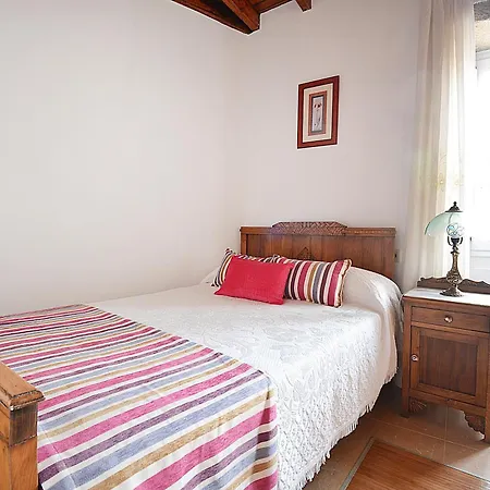 Дом отдыха Casa En Con Preciosas Vistas Al Mar Мурос